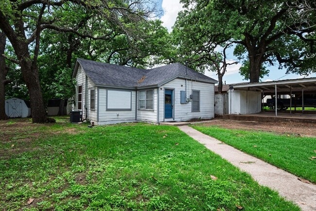 Photo - 107 Windsor Ct