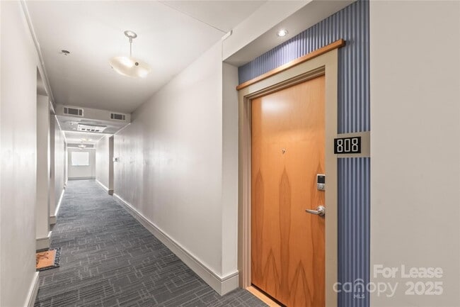 Photo - 505 E 6th St Unit 808