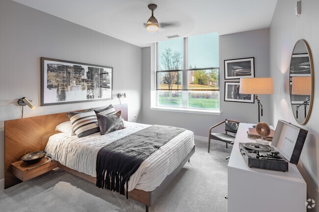 2BR, 2BA - 1117SF - BLVD Commons