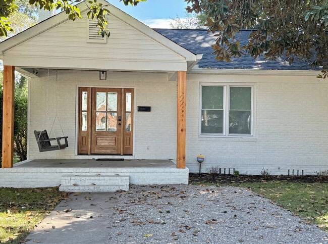 Building Photo - 2936 Oceola St Unit ID1390526P