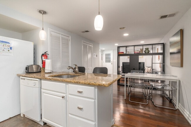 Photo - 1344 Potomac Ave SE Unit ID1034734P