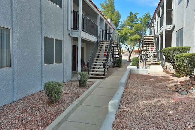Photo - Mountain Lakes Apartments