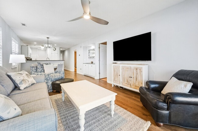 Photo - 568 Pinehurst Ln Unit ID1370709P