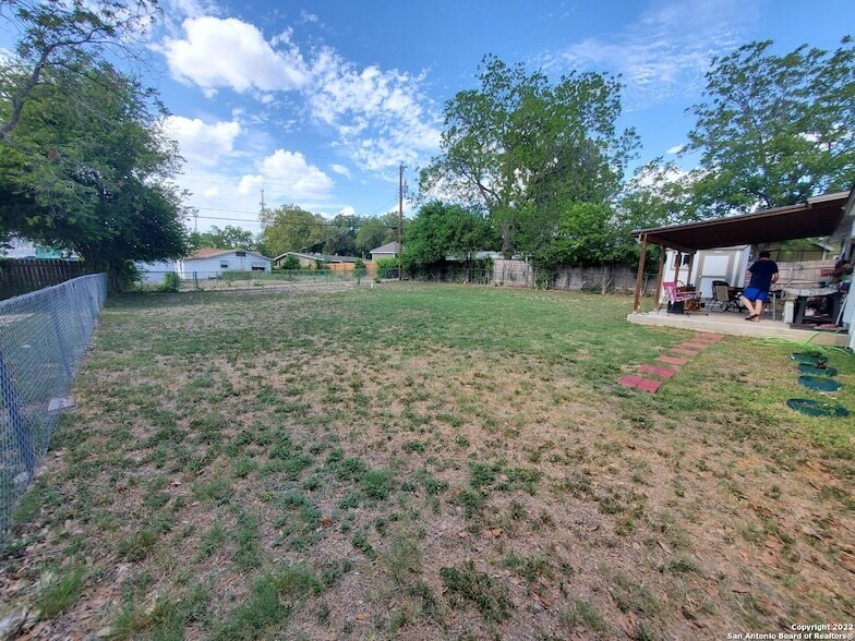 Photo - 1107 Ada St