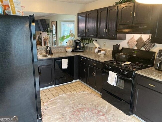 Photo - 5021 David Pl