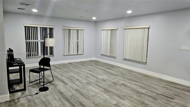 Photo - 2953 NW 10th Ct