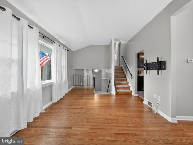 Photo - 1277 Beverly Rd