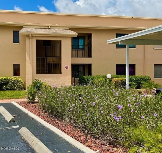 Photo - 3708 SE 12th Ave Unit 201B