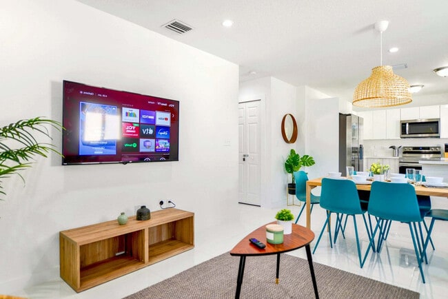 Photo - 2110 NW 66th St Unit FL1-ID1230849P