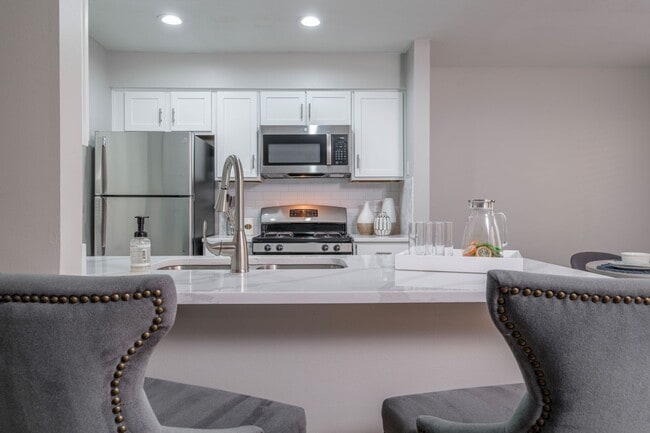 Photo - The Residence at Christopher Wren Apartments