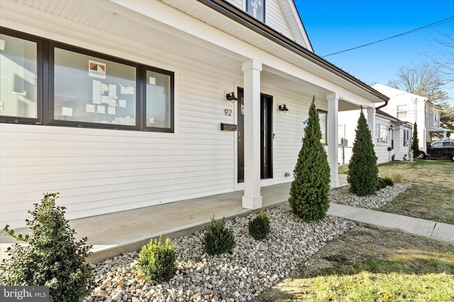 Photo - 92 Pennwood Dr