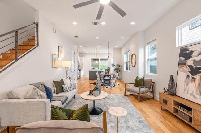 Photo - 1301 Cometa St Unit A