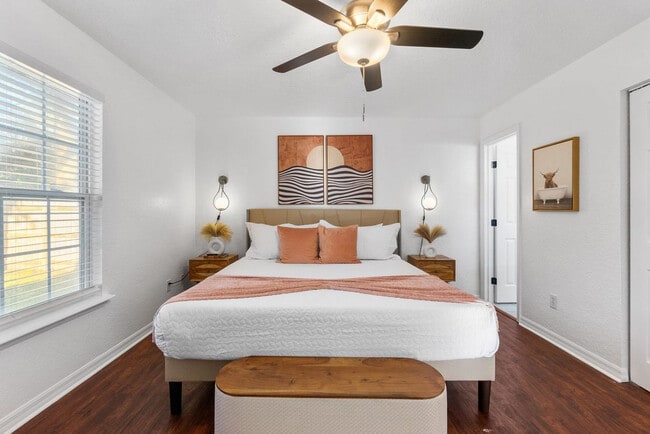 Photo - 550 Lena St Unit ID1281938P