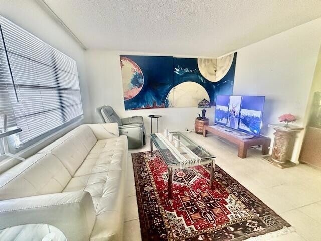 Photo - 4014 Newcastle A