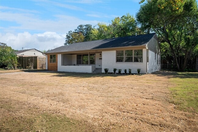 Photo - 9946 Kilarney Dr