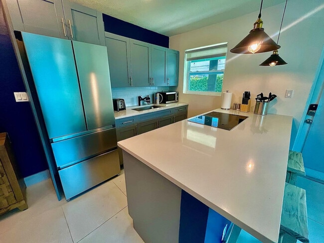 Photo - 618 NE 14th Ave Unit ID1369652P