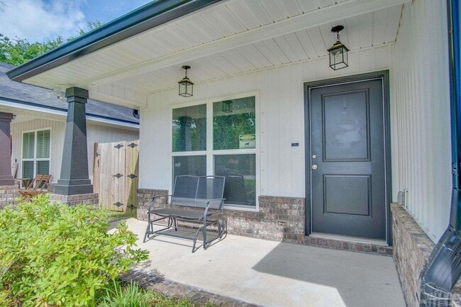 Photo - 8626 Walnut Ave