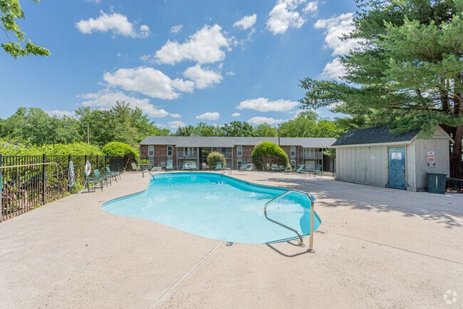 Building Photo - Kingwood