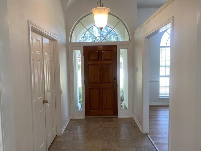 Photo - 1373 Fairfield Dr
