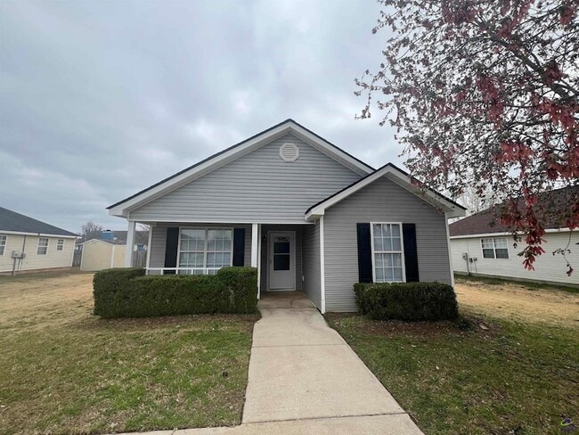 Building Photo - 215 Haverhill Cir