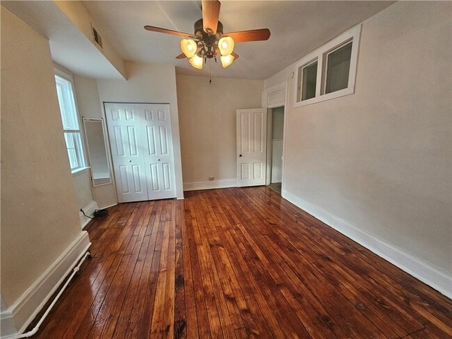 Photo - 126 S 11th St