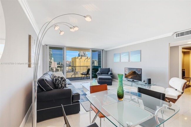 Photo - 5838 Collins Ave Unit 15D