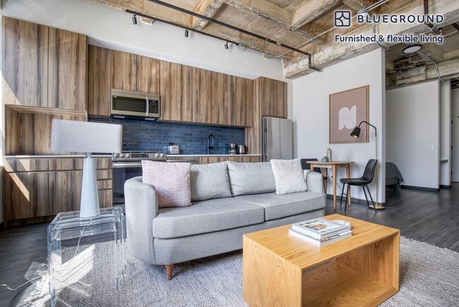 Photo - 150 N Ashland Ave Unit SI FL4-ID1051