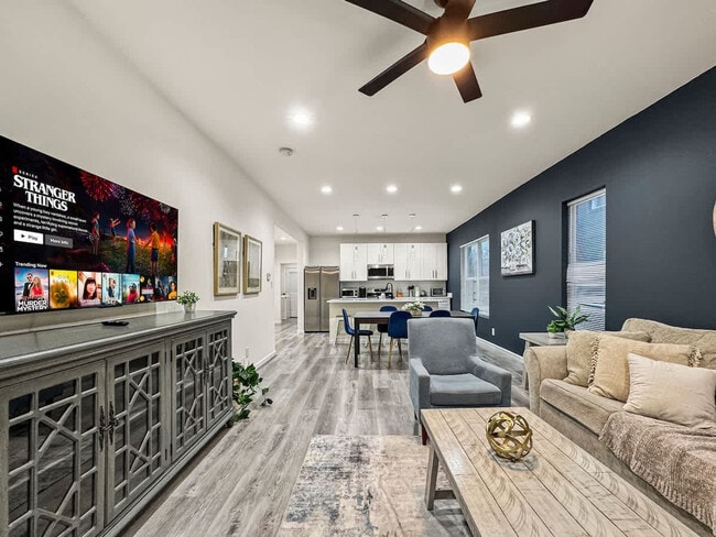 Photo - 1117 N Bishop Ave Unit ID1075552P