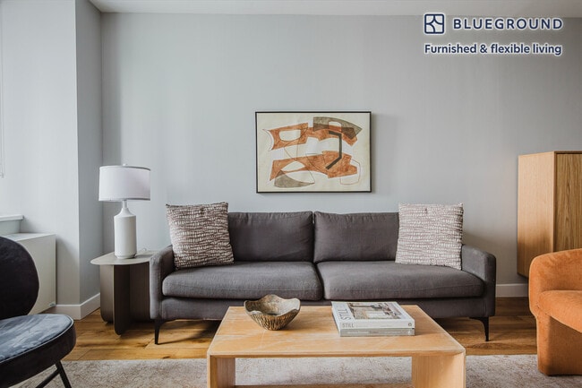 Photo - 560 W 43rd St Unit FL9-ID1706