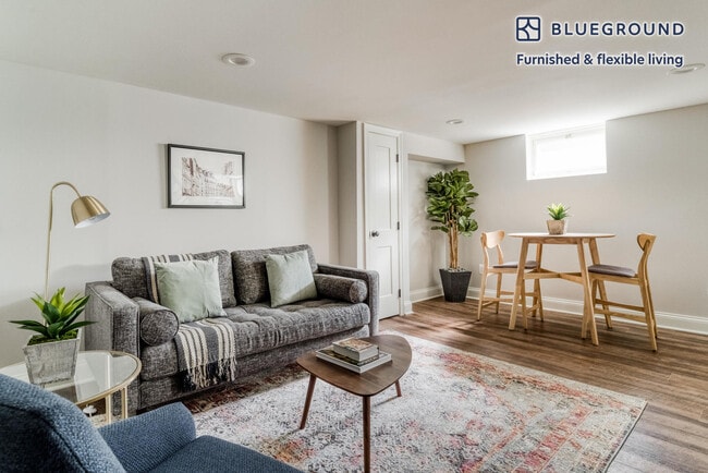 Photo - 1028 16th St S