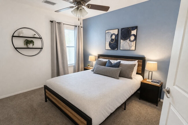Photo - 3825 Oak St Unit SI ID1589931P