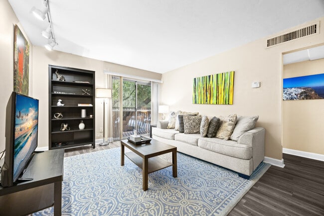 Building Photo - 1700 SW 16th Ct Unit ID1359114P