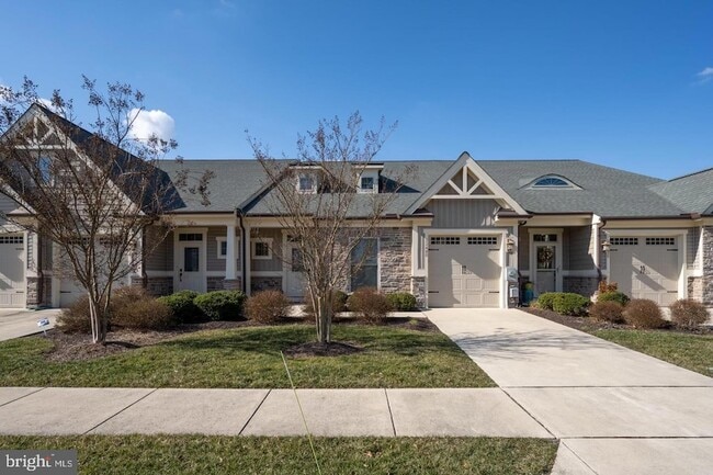 Building Photo - 22480 Grebe Ln