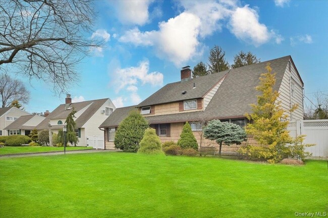 Photo - 43 Flagstone Ln