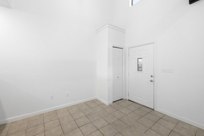 Photo - 2445 Monarch Dr Unit 1003