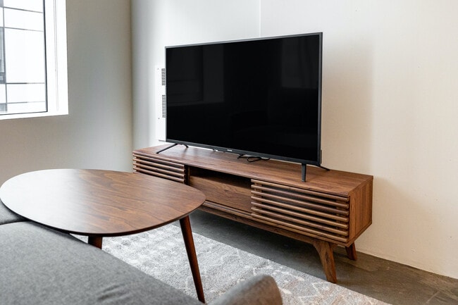 Building Photo - 18 10th St Unit SI FL5-ID278477P