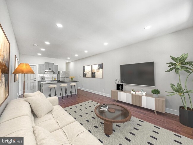 Photo - 1806 W Ontario St