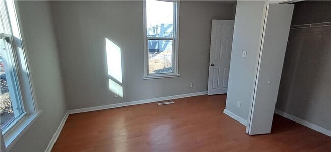 Photo - 107 Indiana Ave