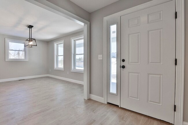 Photo - 39b Windsor lane