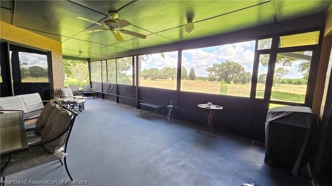 Photo - 120 Sheppard Rd NW