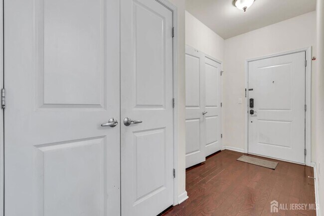 Photo - 731 Strassle Wy