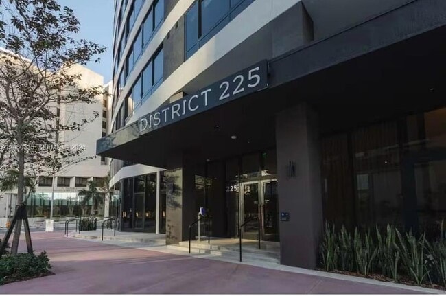 Photo - 225 N Miami Ave Unit 1810