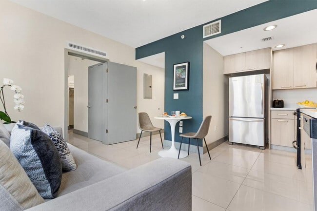 Photo - 1700 SW 2nd Ave Unit ID1272307P