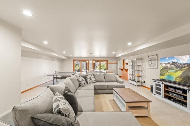 Building Photo - 7755 Cully Ln Unit ID1299043P