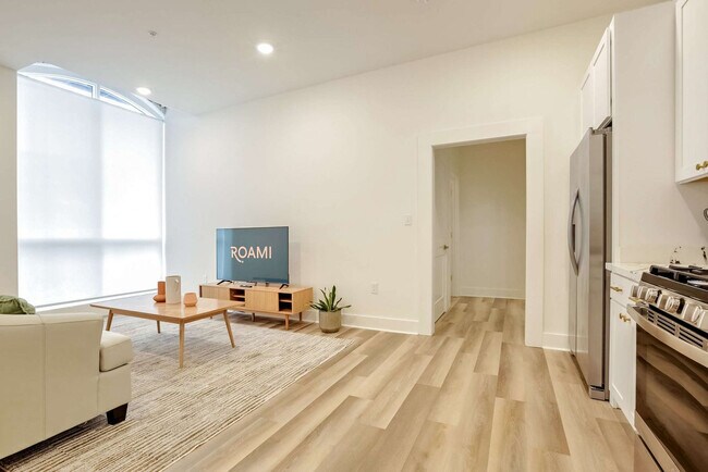 Photo - 1050 Annunciation St Unit SI ID1272346P