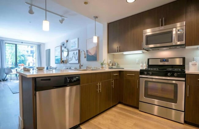 Photo - 251 Brandon St Unit ID1280558P