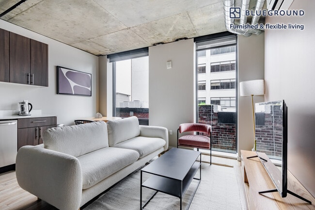 Building Photo - 1900 1st Ave Unit FL8-ID844