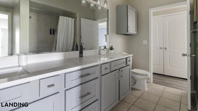 Photo - 501 Sarah Deel Dr Unit 04-433