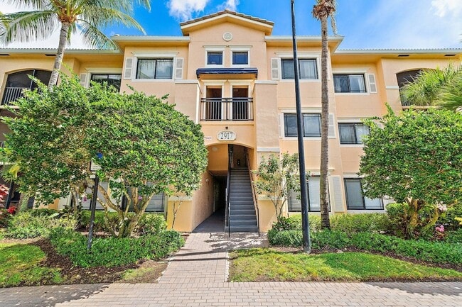 Photo - 2917 Tuscany Ct Unit 302