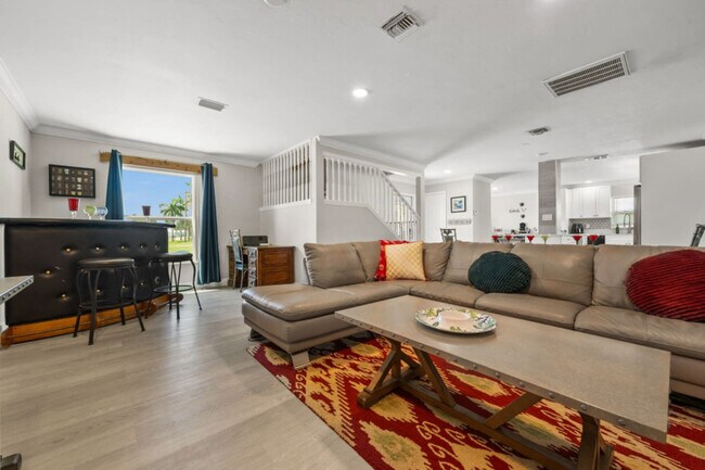 Photo - 1019 SE 40th St Unit ID1334305P